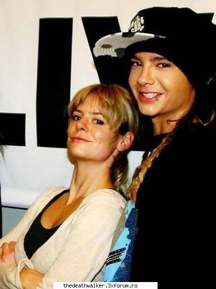 asta e singura poza pe care o am cu tom si mama lui. :dinti: parintii gemenilor kaulitz